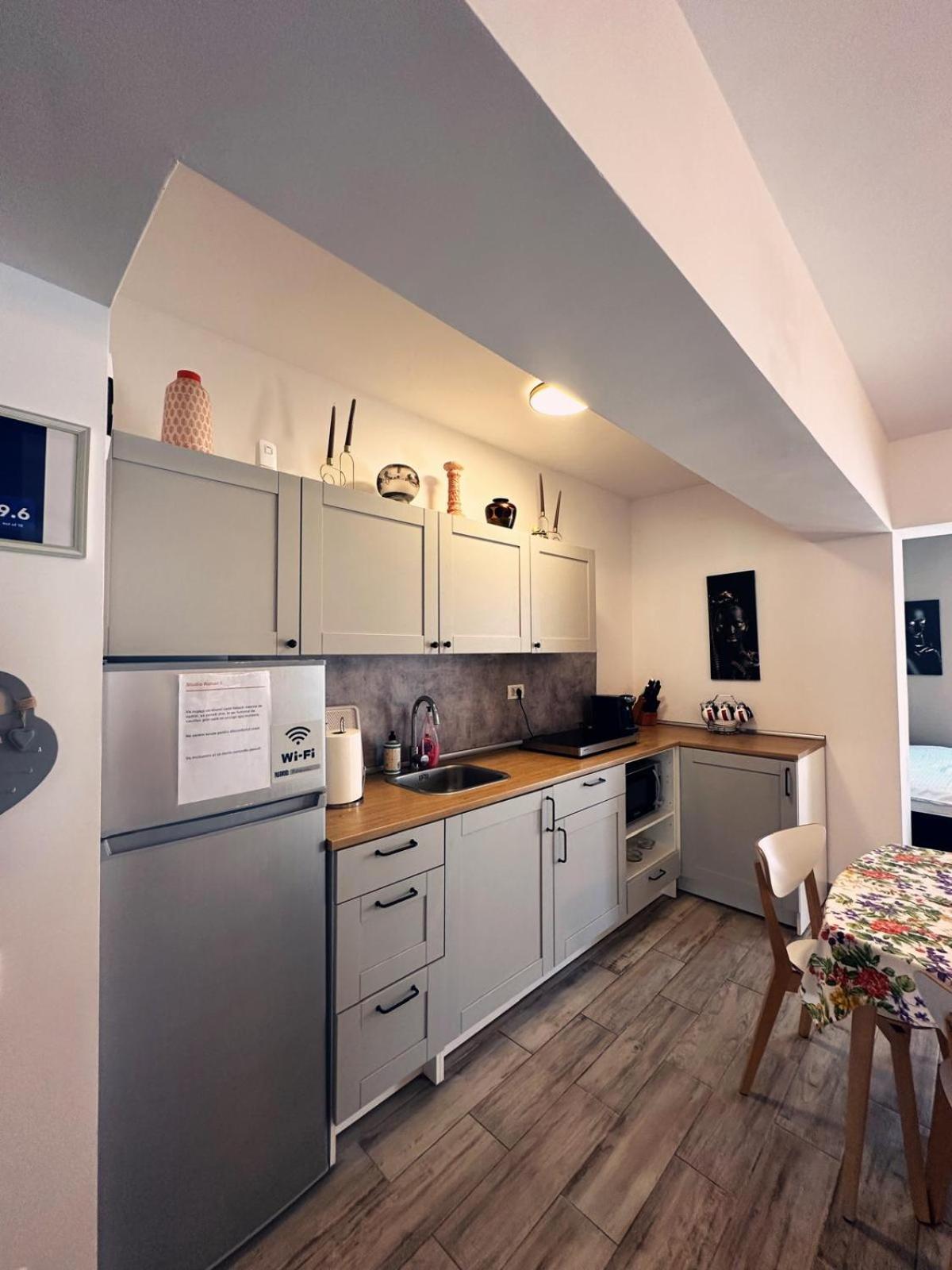 Rohan Studio One Aparthotel Năvodari Exteriör bild